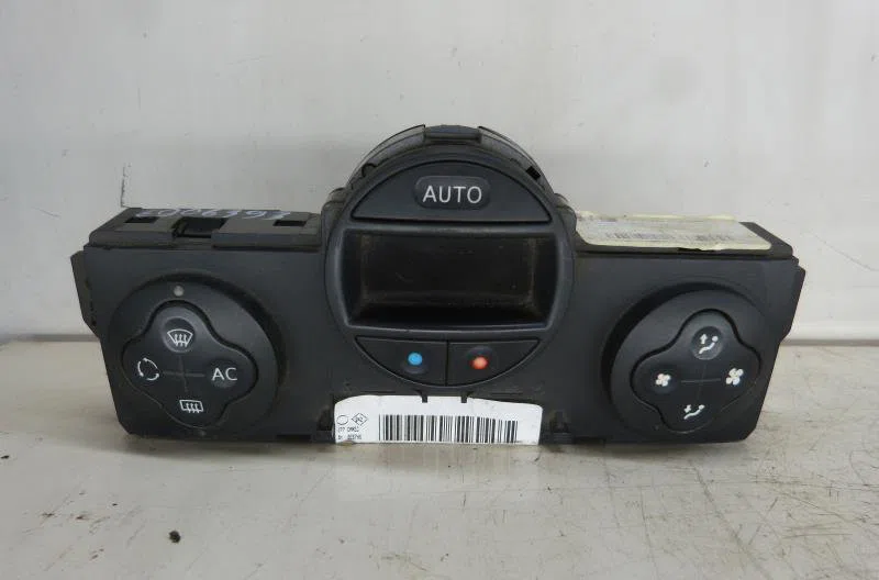 Commande de chauffage RENAULT MODUS PHASE 1 occasion — photo 2