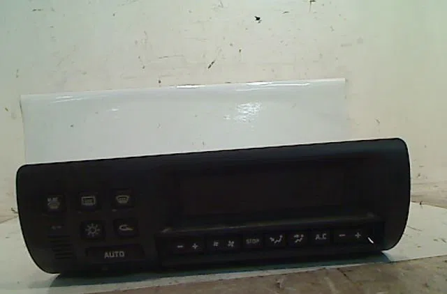 Commande de chauffage Renault SAFRANE II (B54_) 2.2 dt (b54g) (1996-2000) 5 portes occasion — photo 3