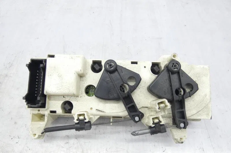 Commande de chauffage RENAULT SCENIC 1 PHASE 1 occasion — photo 3