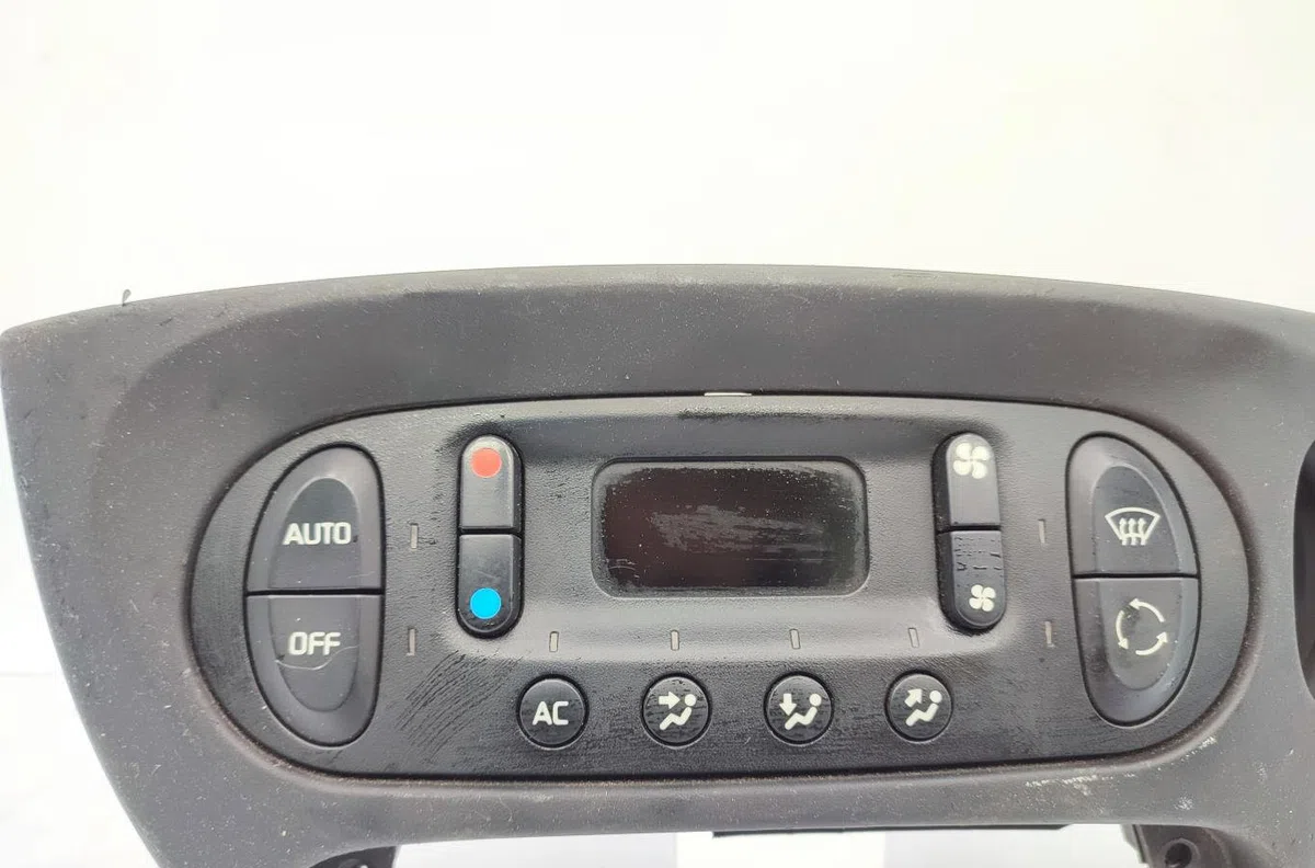 Commande de chauffage RENAULT SCENIC 1 PHASE 2 occasion