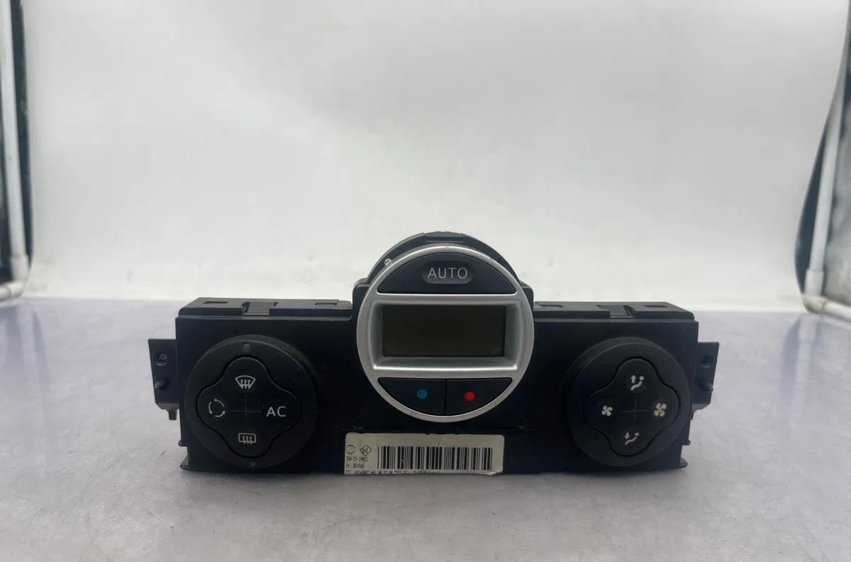 Commande de chauffage RENAULT SCENIC 2 PHASE 1 occasion — photo 3