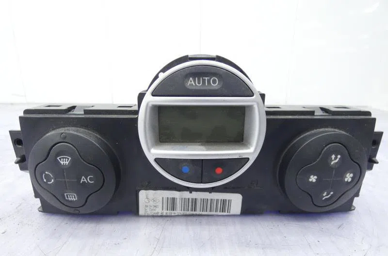 Commande de chauffage RENAULT SCENIC 2 PHASE 1 occasion — photo 2