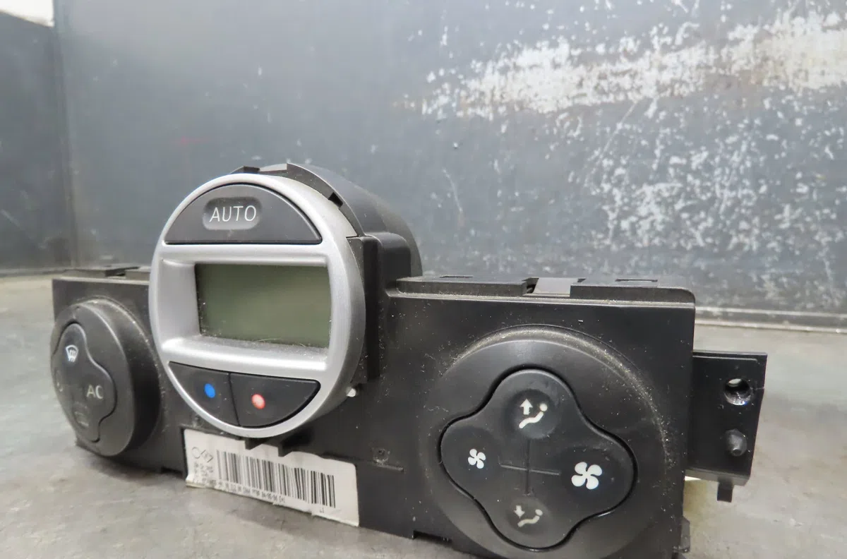 Commande de chauffage RENAULT SCENIC 2006 occasion — photo 2