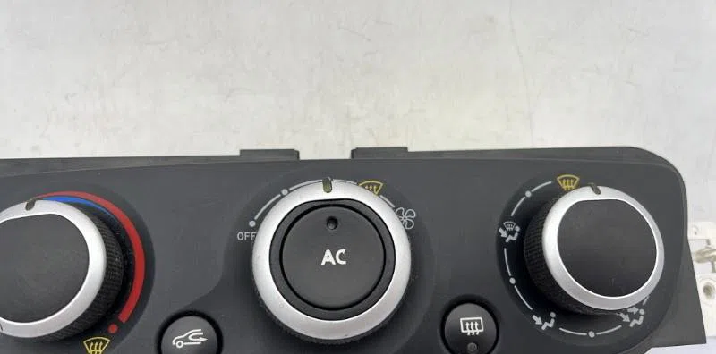 Commande de chauffage RENAULT SCENIC 3 PHASE 1 occasion — photo 4