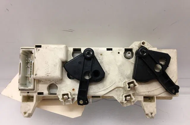 Commande de chauffage RENAULT SCENIC I 1999 occasion — photo 2