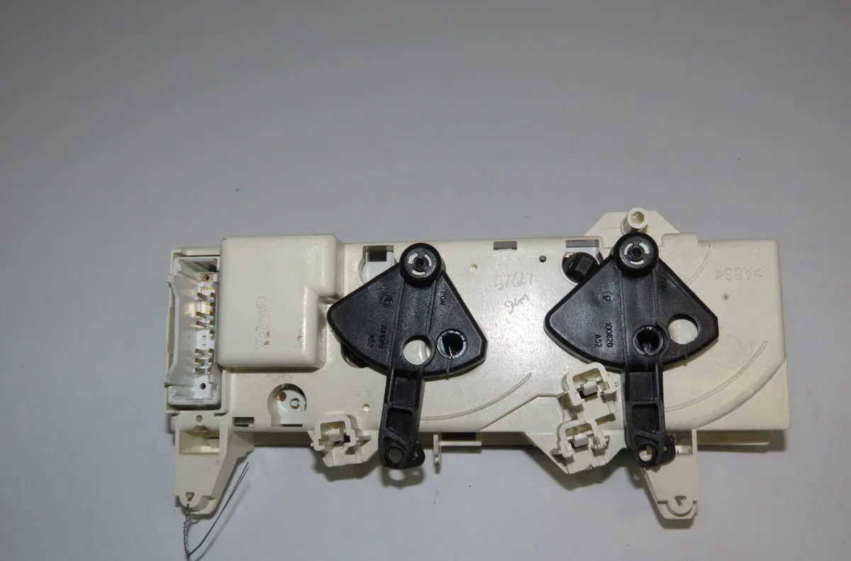 Commande de chauffage Renault SCÉNIC I Monospace (JA0-1_, FA0_) 1.4 16v (ja0d, ja1h, ja0w, ja10) (1999-2003) occasion — photo 2