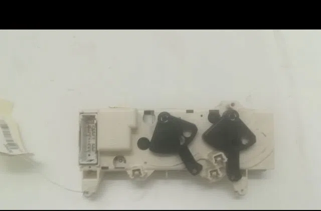 Commande de chauffage Renault SCÉNIC I Monospace (JA0-1_, FA0_) 1.6 (ja00, ja16, ja15, ja19, ja1v, ja2b, ja2c, ja0b,... (1999-2003) 5 portes occasion — photo 2