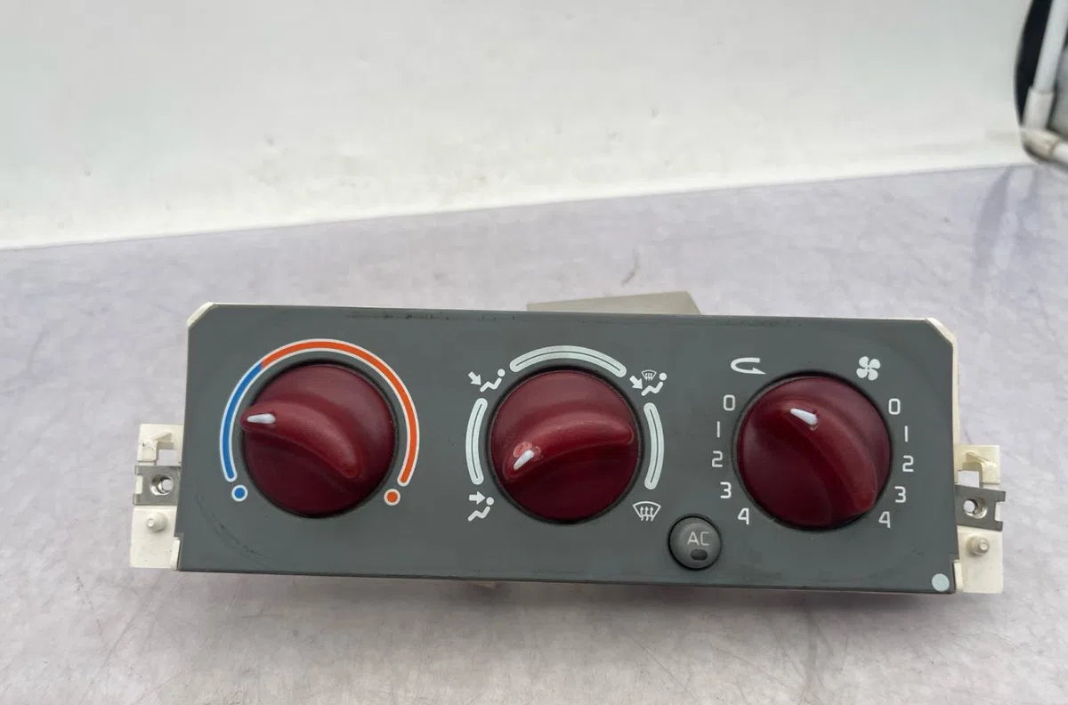 Commande de chauffage RENAULT TWINGO 1 PHASE 3 occasion — photo 3