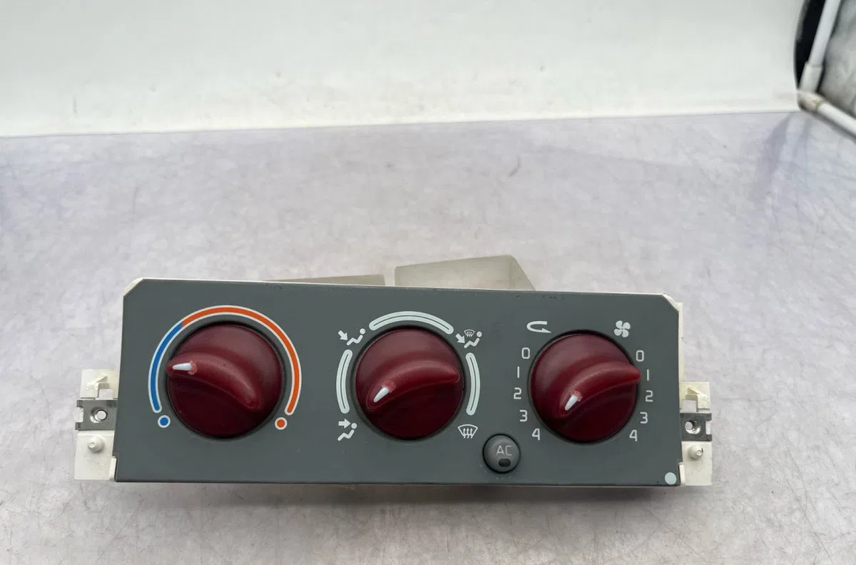Commande de chauffage RENAULT TWINGO 1 PHASE 3 occasion — photo 3