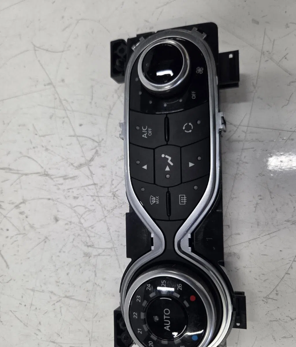 Commande de chauffage RENAULT TWINGO 3 PHASE 1 occasion — photo 3
