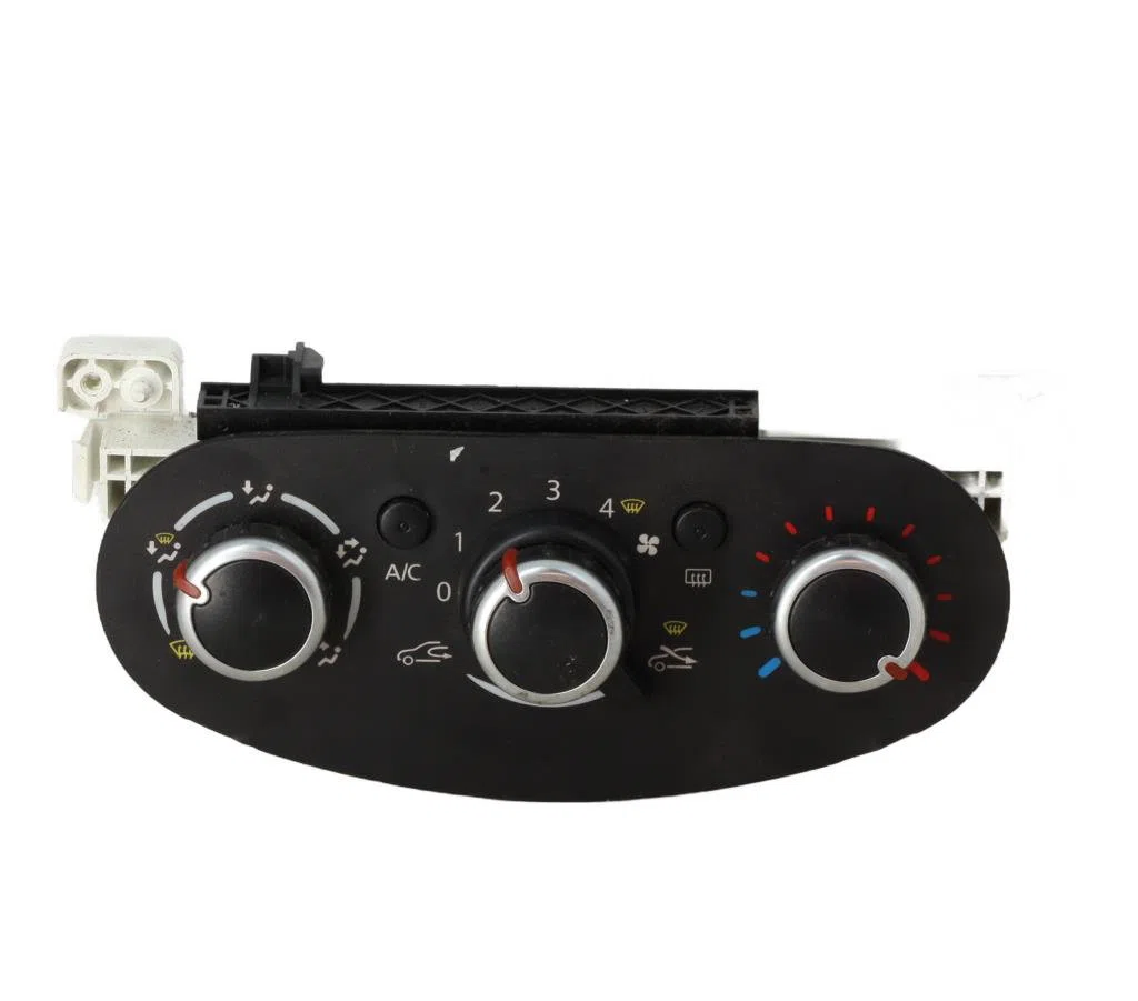 Commande de chauffage RENAULT TWINGO 3  TWINGO 3 occasion — photo 2
