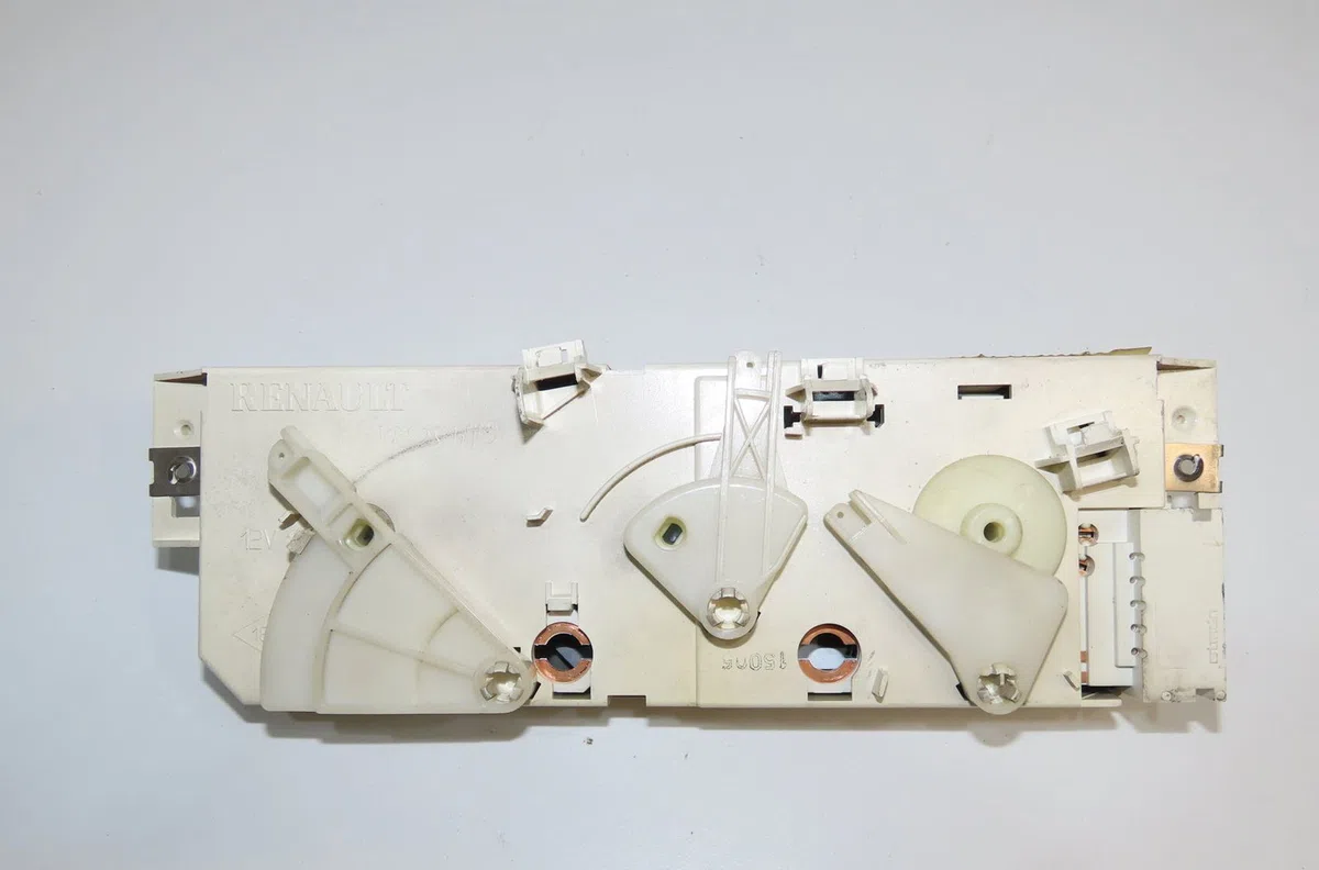 Commande de chauffage Renault TWINGO I (C06_) 1.2 (c066, c068) (1996-2007) 3 portes occasion — photo 2