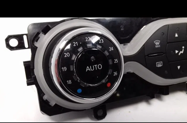 Commande de chauffage Renault ZOE (BFM_) Zoe (2012) 5 portes occasion — photo 2