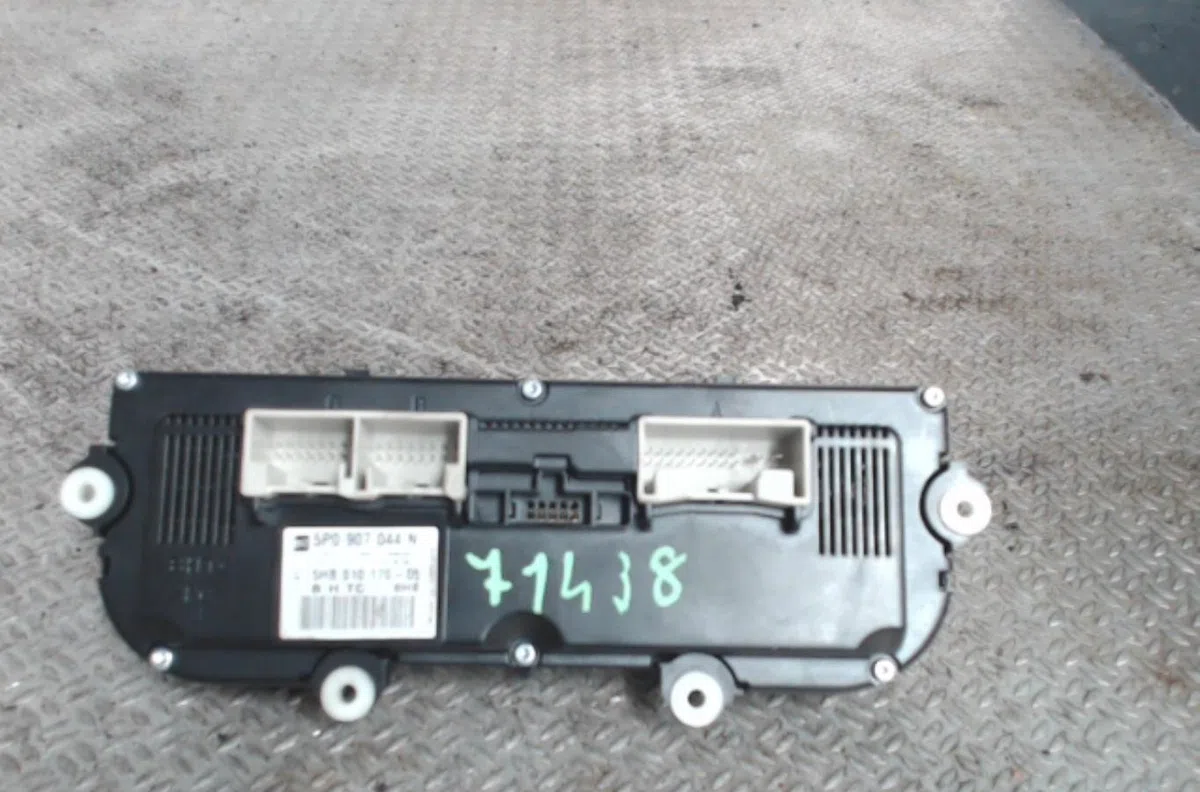 Commande de chauffage Seat ALTEA XL (5P5, 5P8) 2.0 tdi (2006) occasion — photo 2