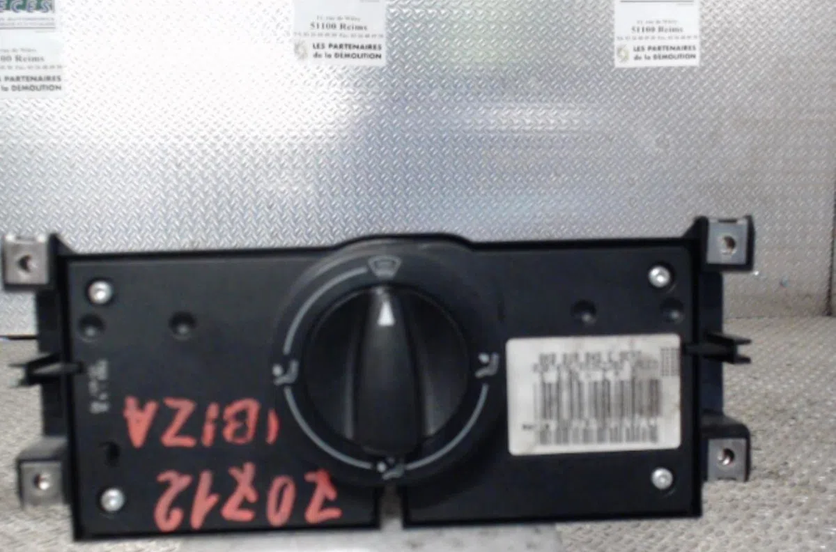Commande de chauffage SEAT IBIZA 2  IBIZA 2 PHASE 3 occasion — photo 2