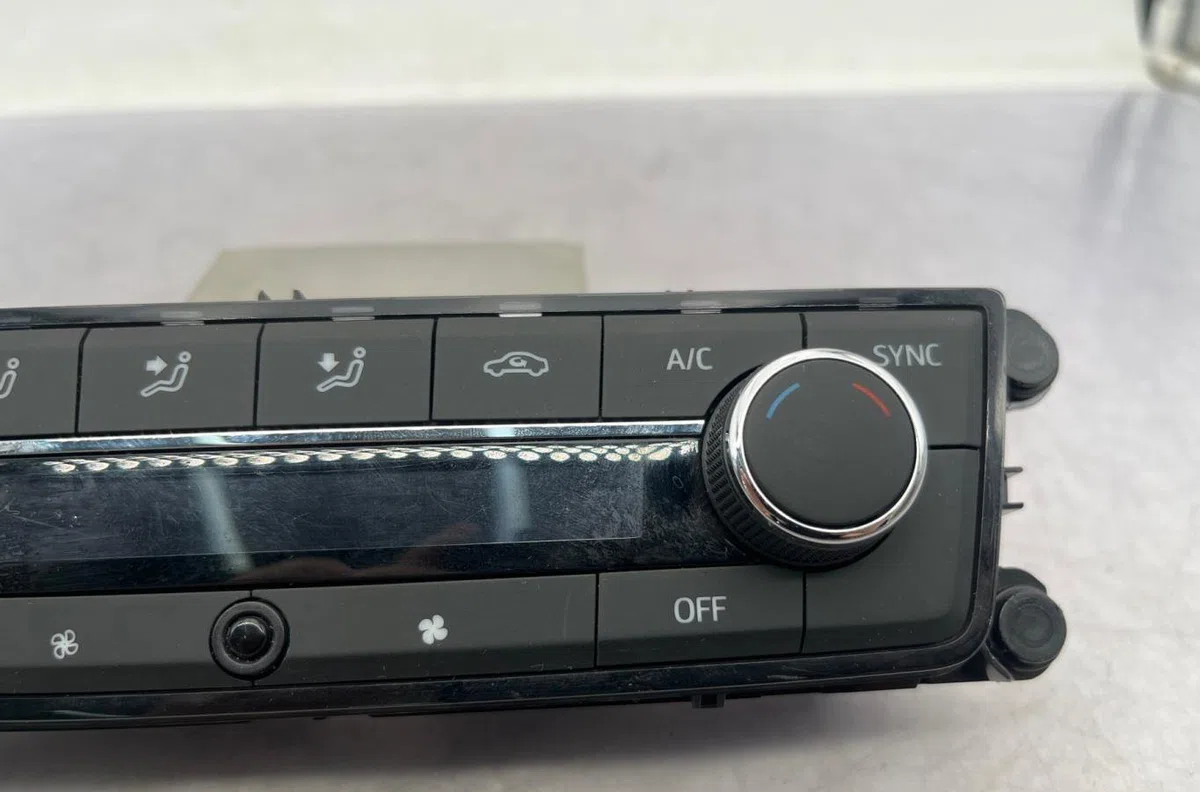 Commande de chauffage SEAT IBIZA 5 PHASE 1 occasion — photo 2