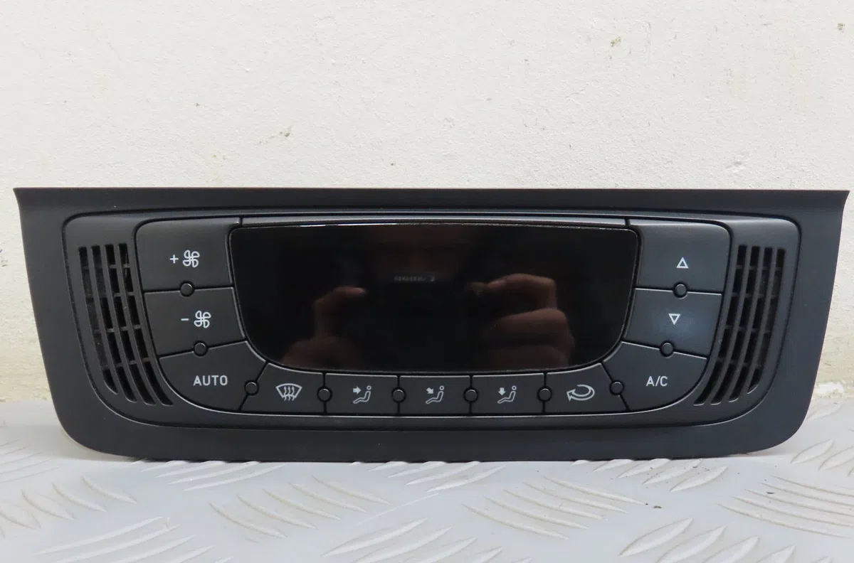 Commande de chauffage Seat IBIZA IV (6J5, 6P1) 1.2 (2009-2011) occasion