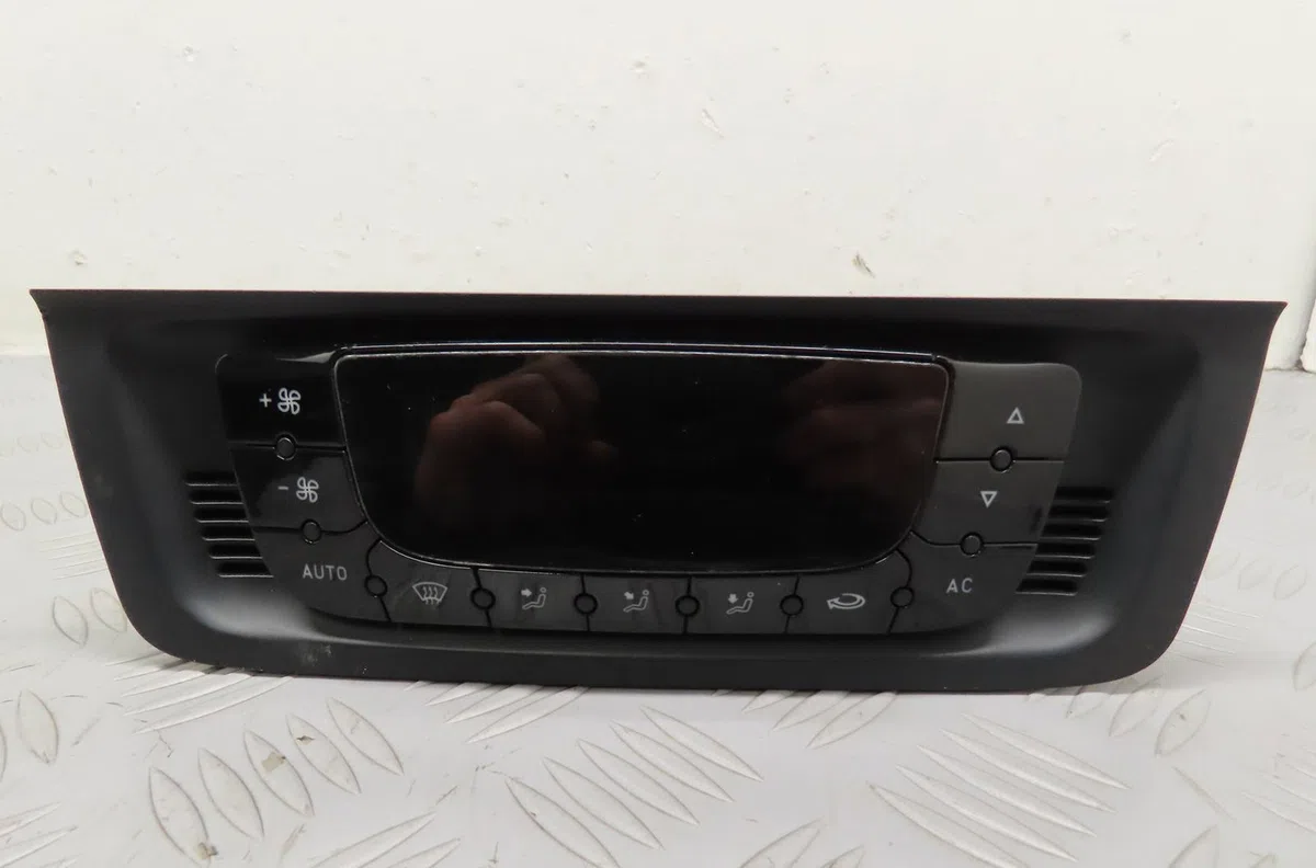Commande de chauffage Seat IBIZA IV (6J5, 6P1) 1.9 tdi (2008-2010) occasion — photo 4