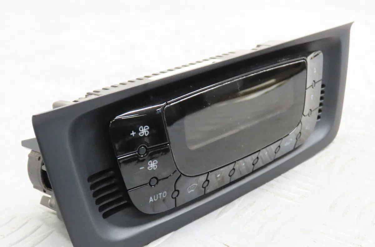 Commande de chauffage Seat IBIZA IV (6J5, 6P1) 1.9 tdi (2008-2010) occasion
