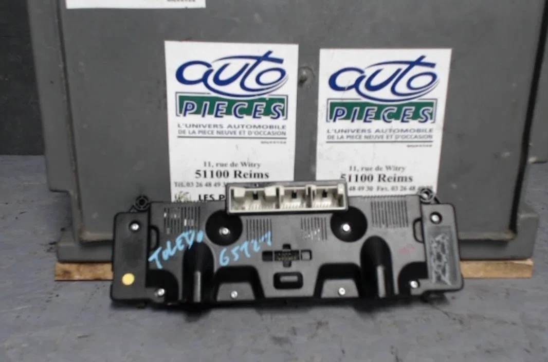 Commande de chauffage Seat TOLEDO III (5P2) 2.0 tdi 16v (2004-2009) occasion — photo 2