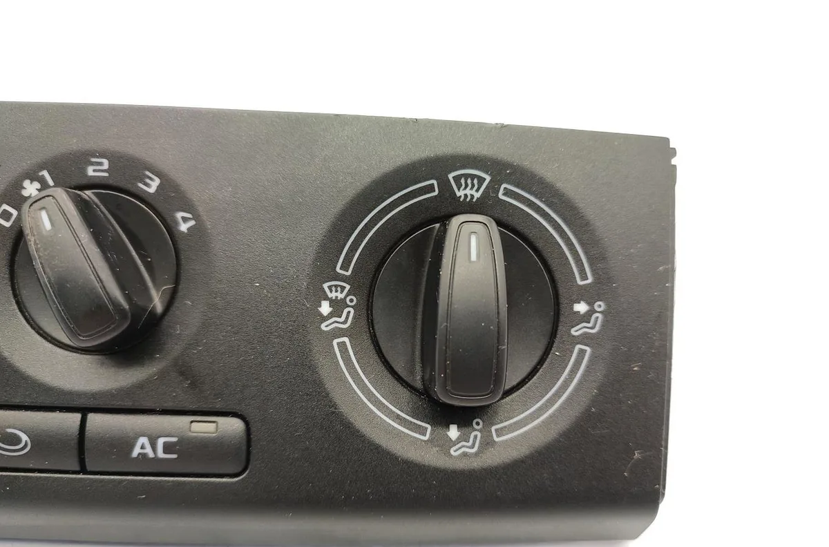 Commande de chauffage SKODA FABIA 2 PHASE 2 occasion