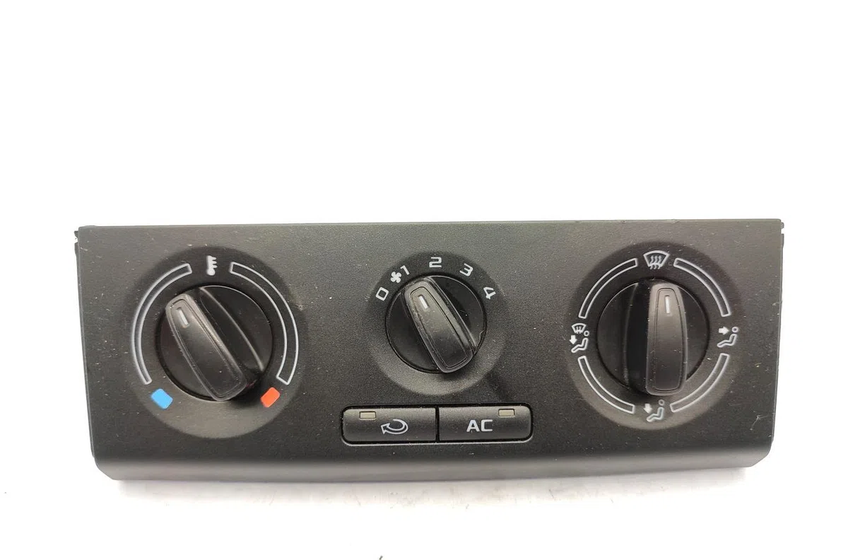 Commande de chauffage SKODA FABIA 2 PHASE 2 occasion — photo 2
