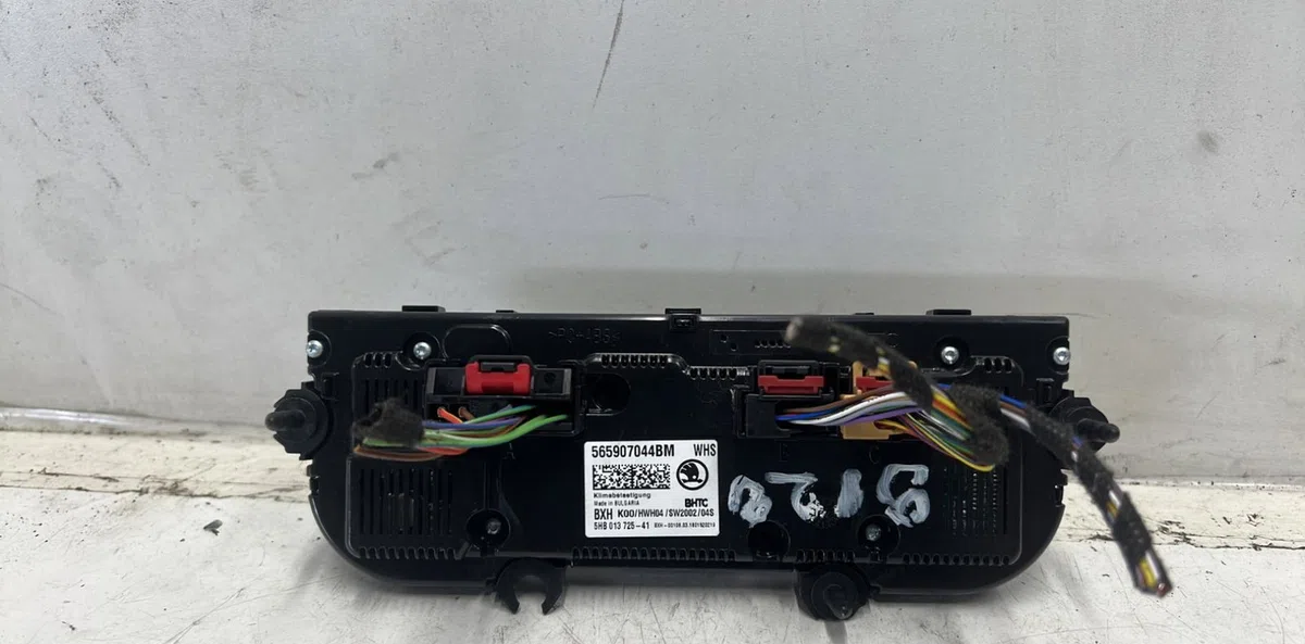 Commande de chauffage SKODA KAROQ PHASE 1 occasion — photo 2