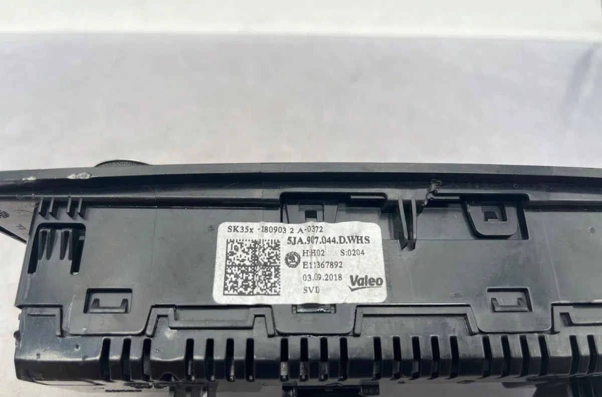 Commande de chauffage SKODA RAPID SPACEBACK PHASE 2 occasion — photo 2
