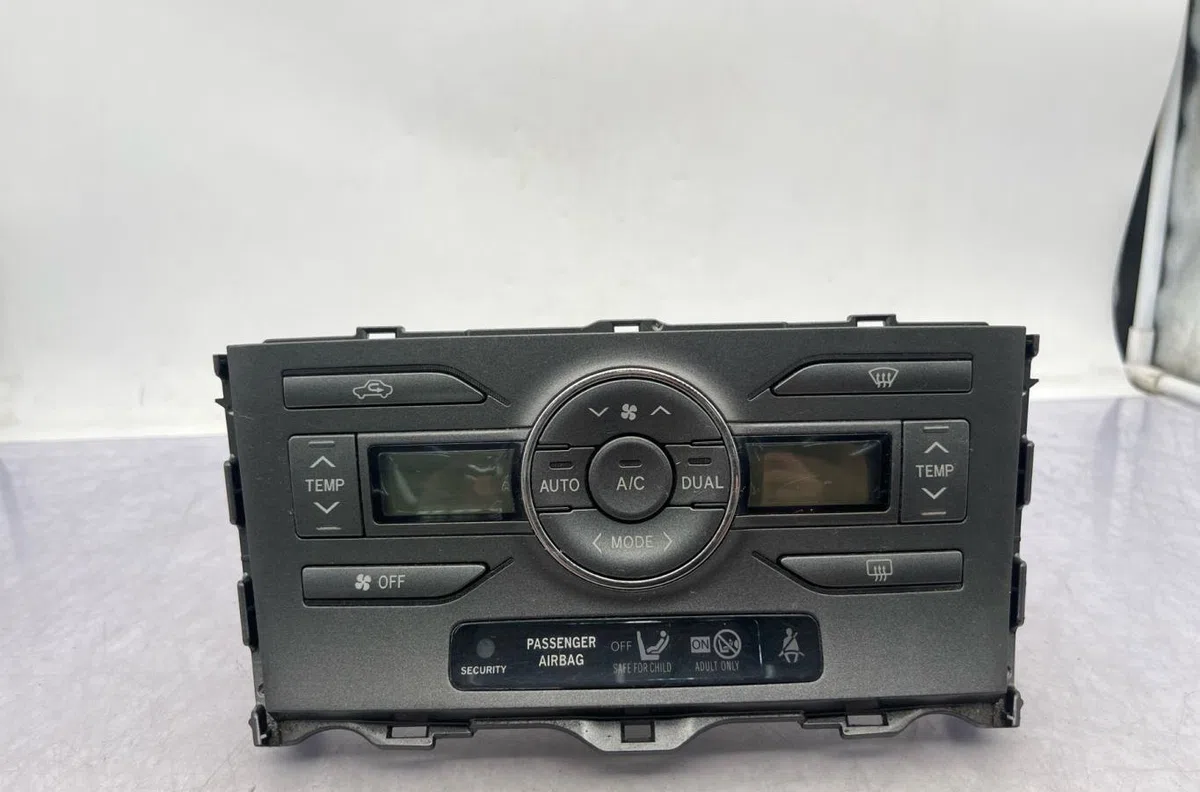 Commande de chauffage TOYOTA AURIS 1 PHASE 1 occasion — photo 2