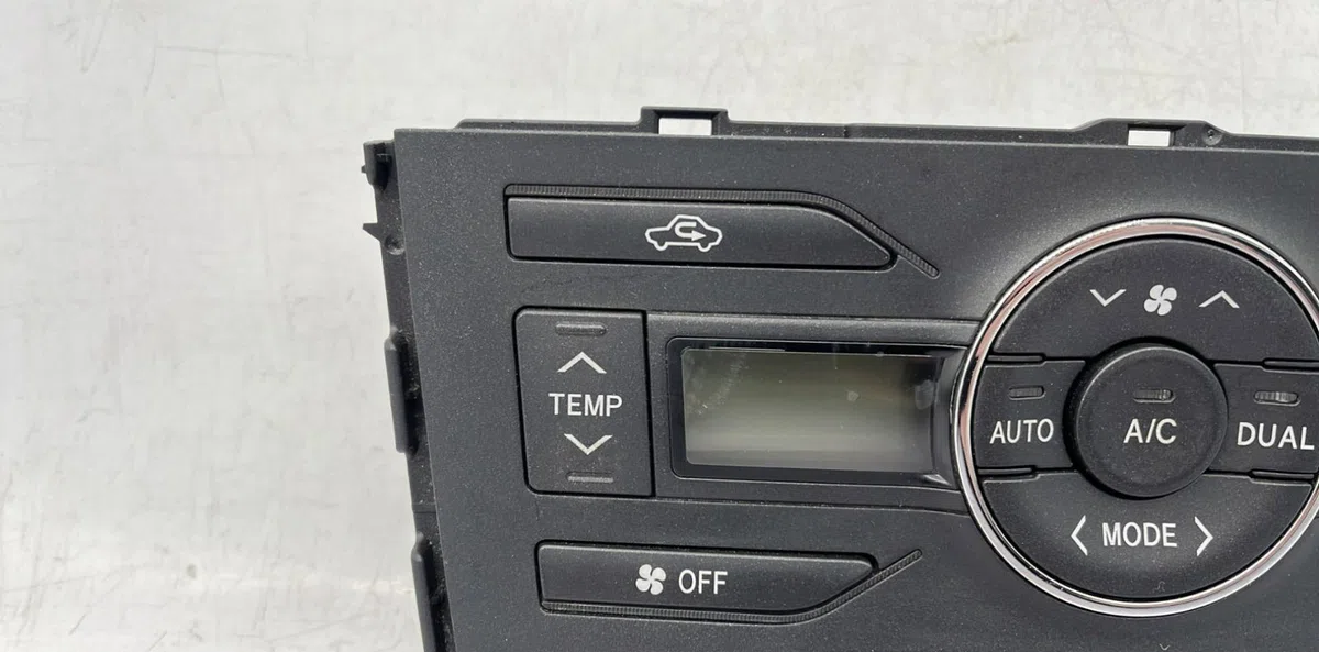 Commande de chauffage TOYOTA AURIS 1 PHASE 2 occasion — photo 2