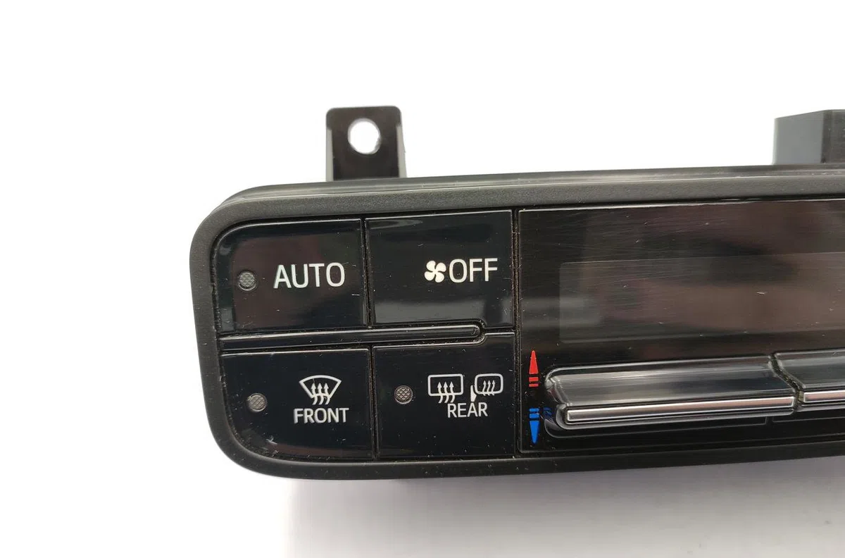 Commande de chauffage TOYOTA AURIS 2 PHASE 2 occasion — photo 3