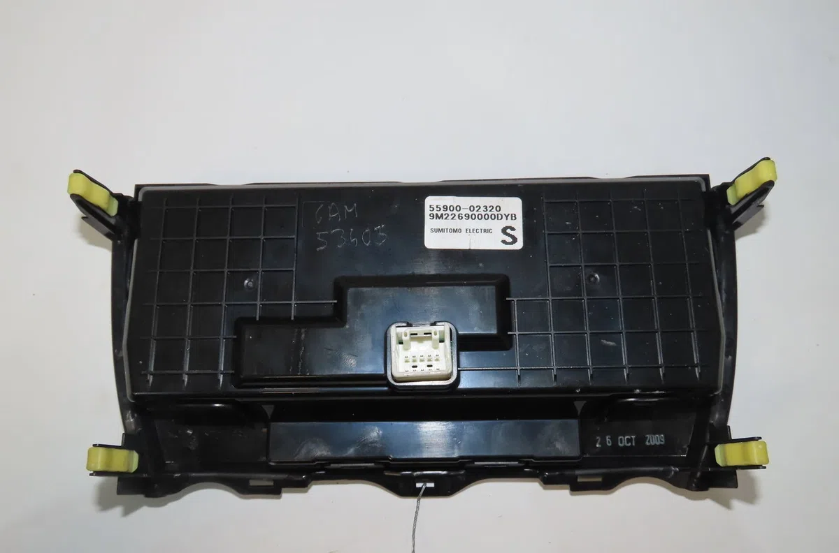 Commande de chauffage Toyota AURIS (_E15_) 1.4 d-4d (nde150_) (2007-2012) 3 portes occasion — photo 2