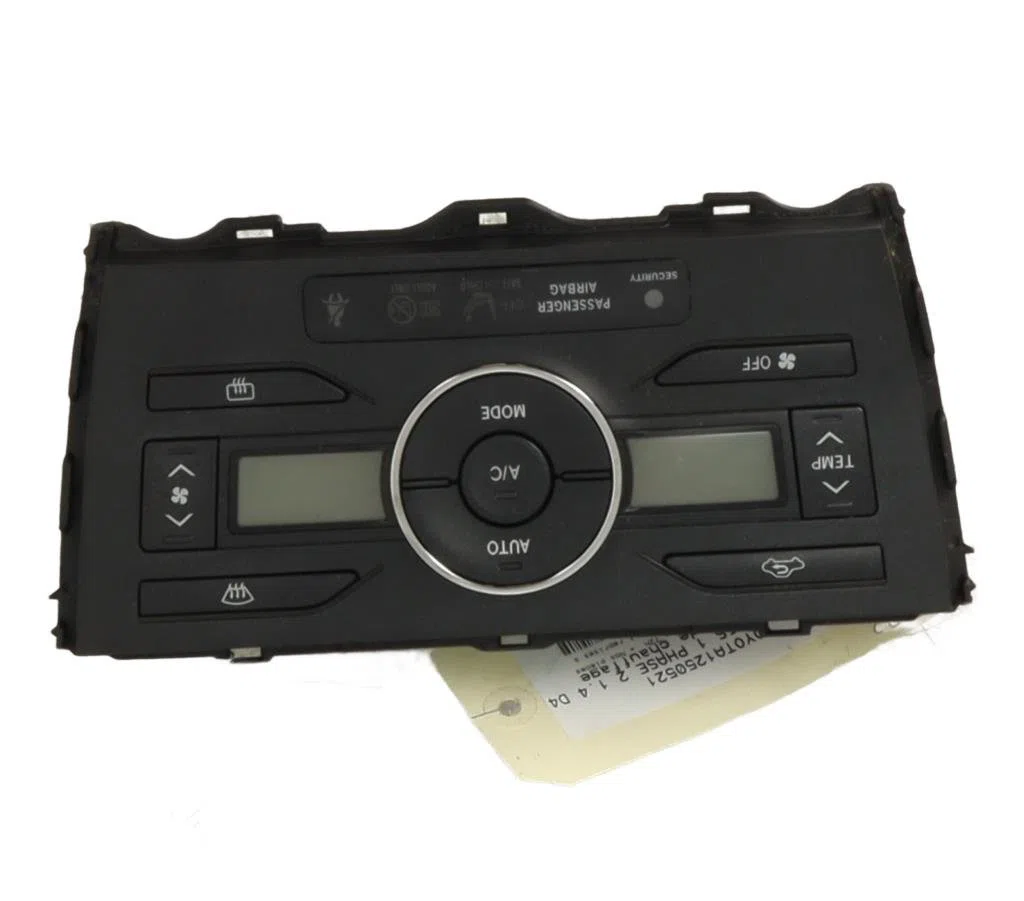 Commande de chauffage Toyota AURIS (_E15_) 1.4 d-4d (nde150_) (2007-2012) 3 portes occasion — photo 2