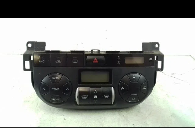 Commande de chauffage Toyota RAV 4 II (_A2_) 2.0 d 4wd (cla20_, cla21_) (2001-2005) occasion