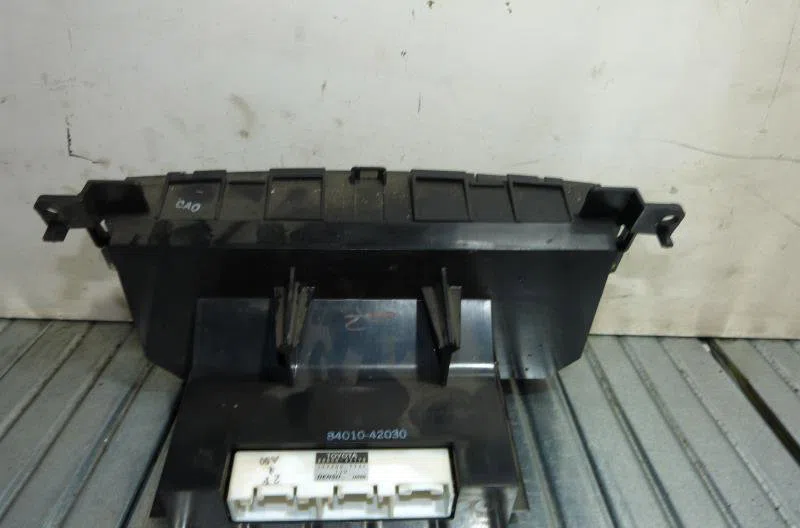 Commande de chauffage TOYOTA RAV4 2 PHASE 1 occasion — photo 3