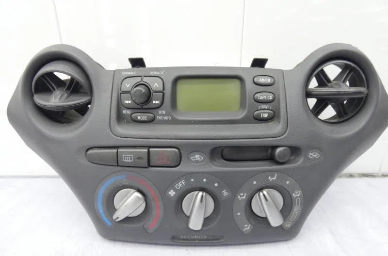 Commande de chauffage TOYOTA YARIS 1 PHASE 1 occasion — photo 2