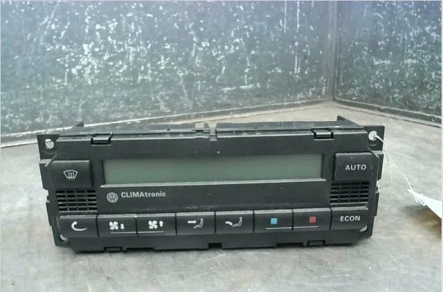 Commande de chauffage Volkswagen BORA Variant (1J6) 1.9 tdi (1999-2001) occasion — photo 3