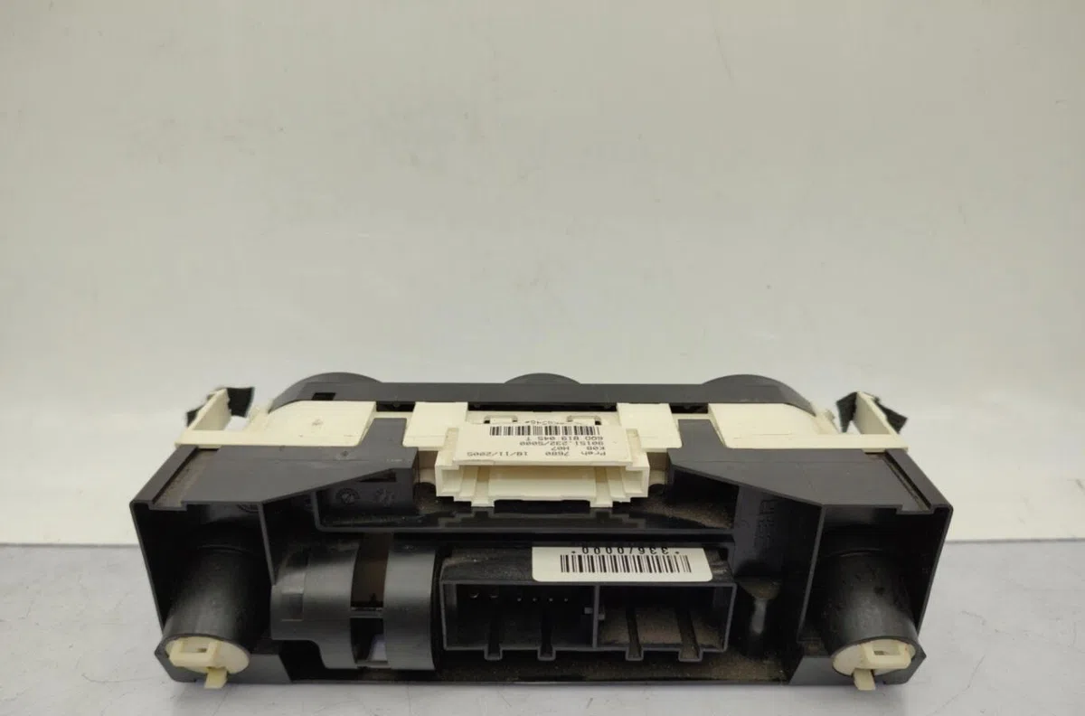 Commande de chauffage VOLKSWAGEN FOX occasion — photo 3