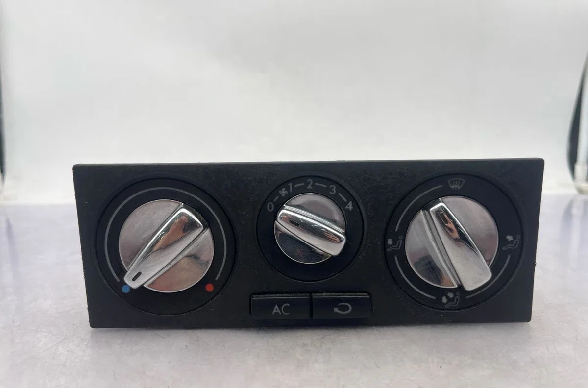 Commande de chauffage VOLKSWAGEN GOLF 4 occasion — photo 3