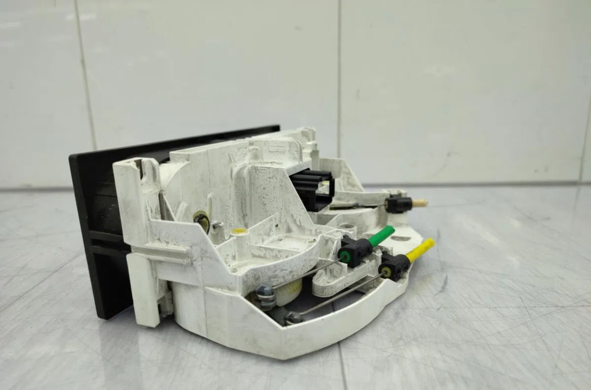 Commande de chauffage VOLKSWAGEN GOLF 4 occasion — photo 4