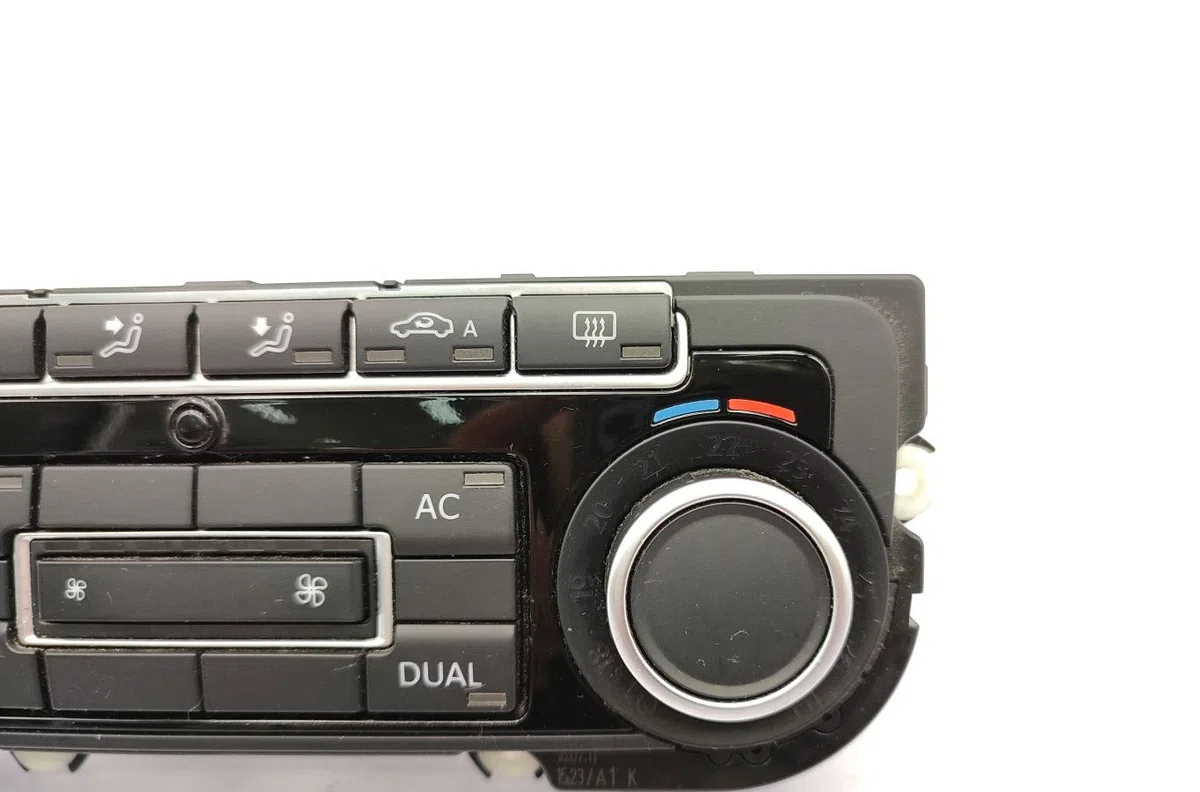 Commande de chauffage VOLKSWAGEN GOLF 6 occasion — photo 4