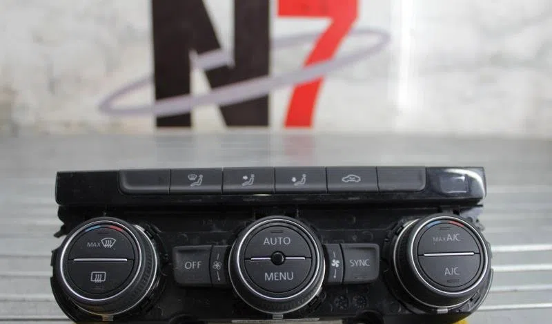 Commande de chauffage VOLKSWAGEN GOLF 7 PHASE 1 occasion — photo 2