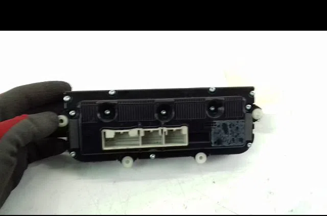 Commande de chauffage Volkswagen GOLF V (1K1) 1.9 tdi (2003-2008) 5 portes occasion — photo 2
