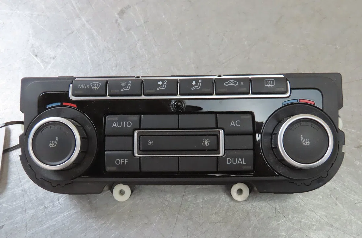Commande de chauffage Volkswagen GOLF VI (5K1) 1.4 tsi (2008-2012) 5 portes occasion