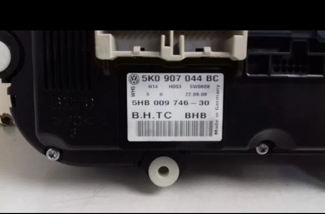 Commande de chauffage Volkswagen GOLF VI (5K1) 2.0 tdi (2008-2013) 5 portes occasion — photo 2