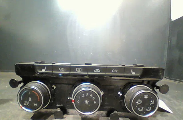 Commande de chauffage VOLKSWAGEN GOLF VII 2013 occasion — photo 3