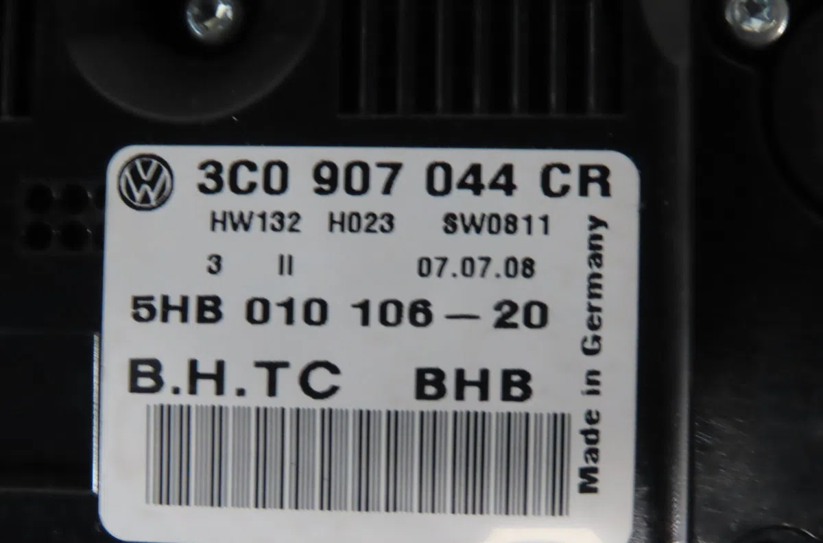 Commande de chauffage Volkswagen PASSAT B6 Variant (3C5) 2.0 tdi 16v (2005-2010) 5 portes occasion