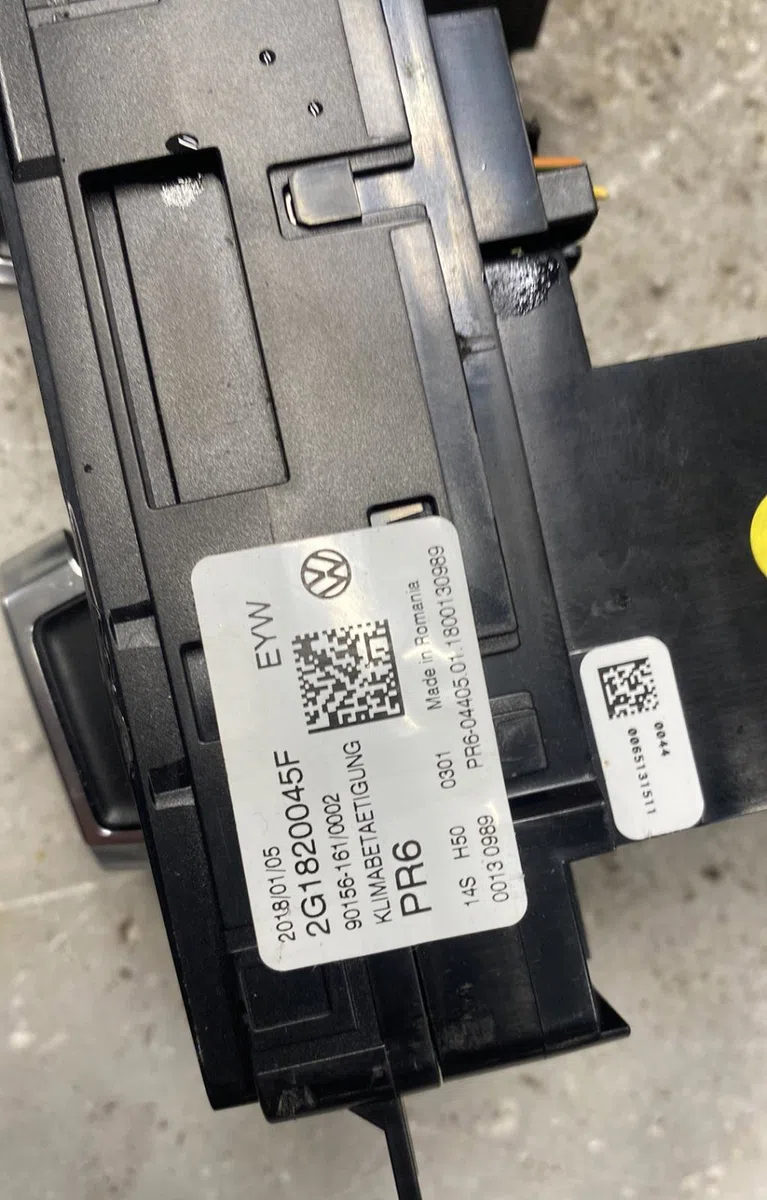Commande de chauffage VOLKSWAGEN POLO 6 PHASE 2 occasion — photo 2