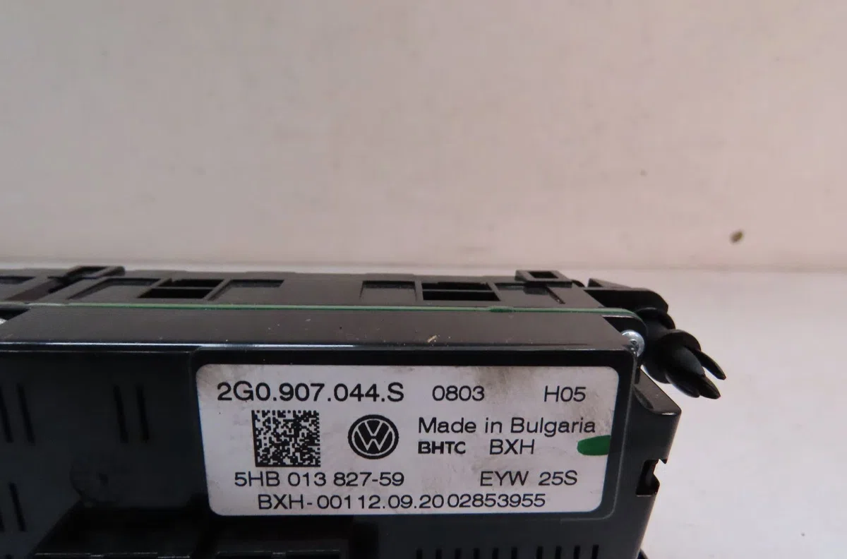 Commande de chauffage Volkswagen POLO VI (AW1, BZ1, AE1) 1.6 tdi (2017-2019) occasion — photo 4