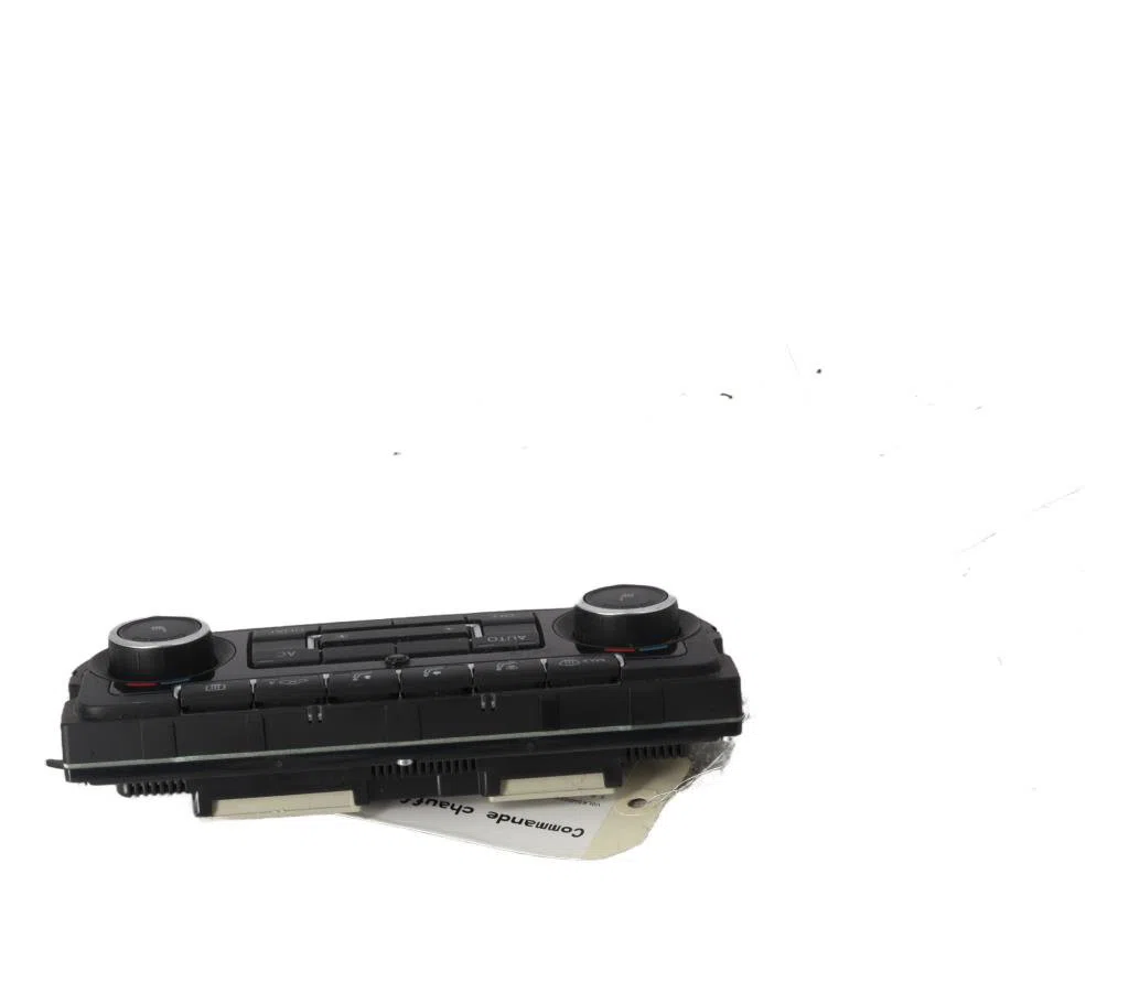 Commande de chauffage VOLKSWAGEN SCIROCCO 3 PHASE 1 COUPE occasion — photo 2